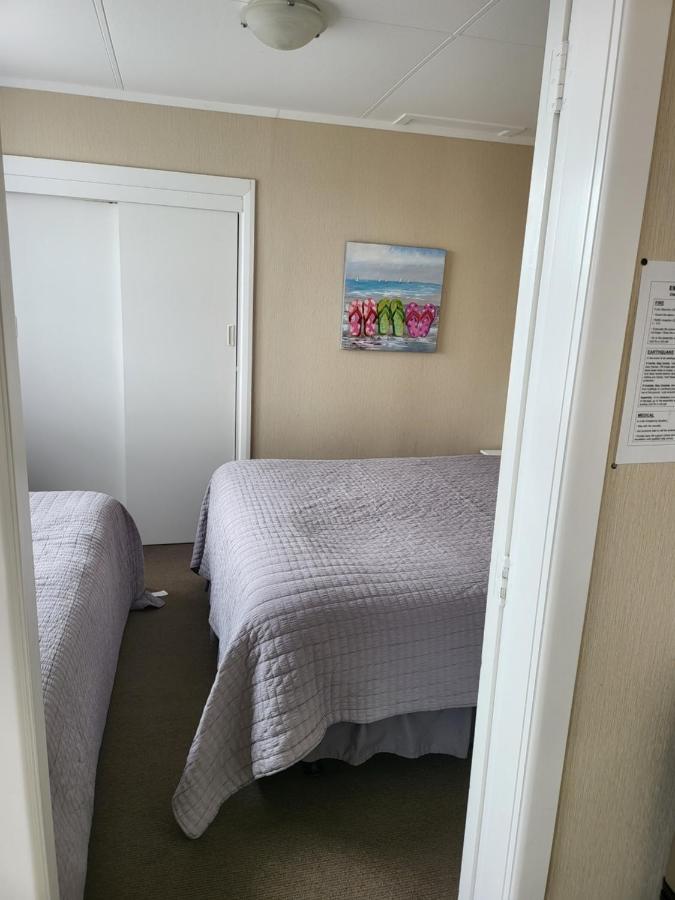 Totara Lodge Motel Levin Extérieur photo