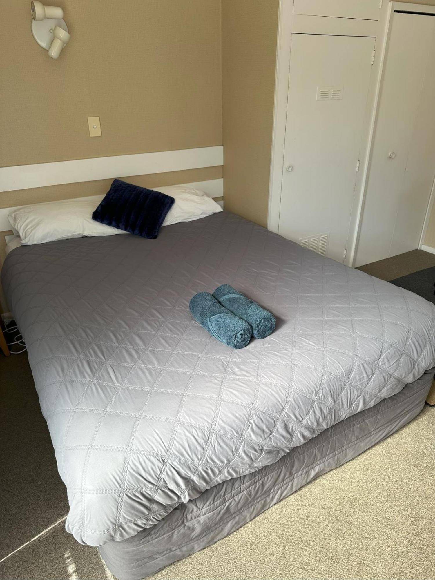 Totara Lodge Motel Levin Extérieur photo