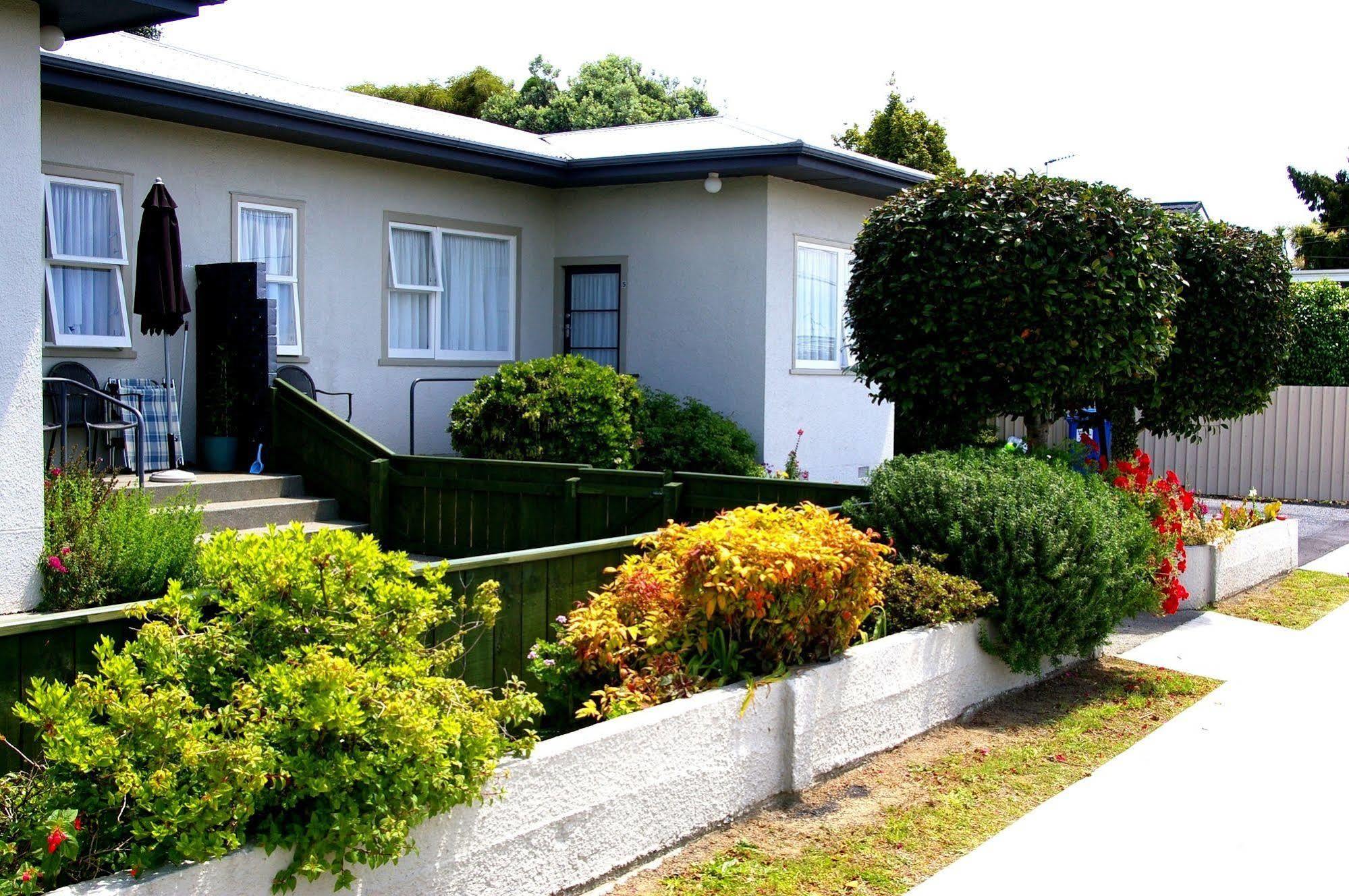 Totara Lodge Motel Levin Extérieur photo